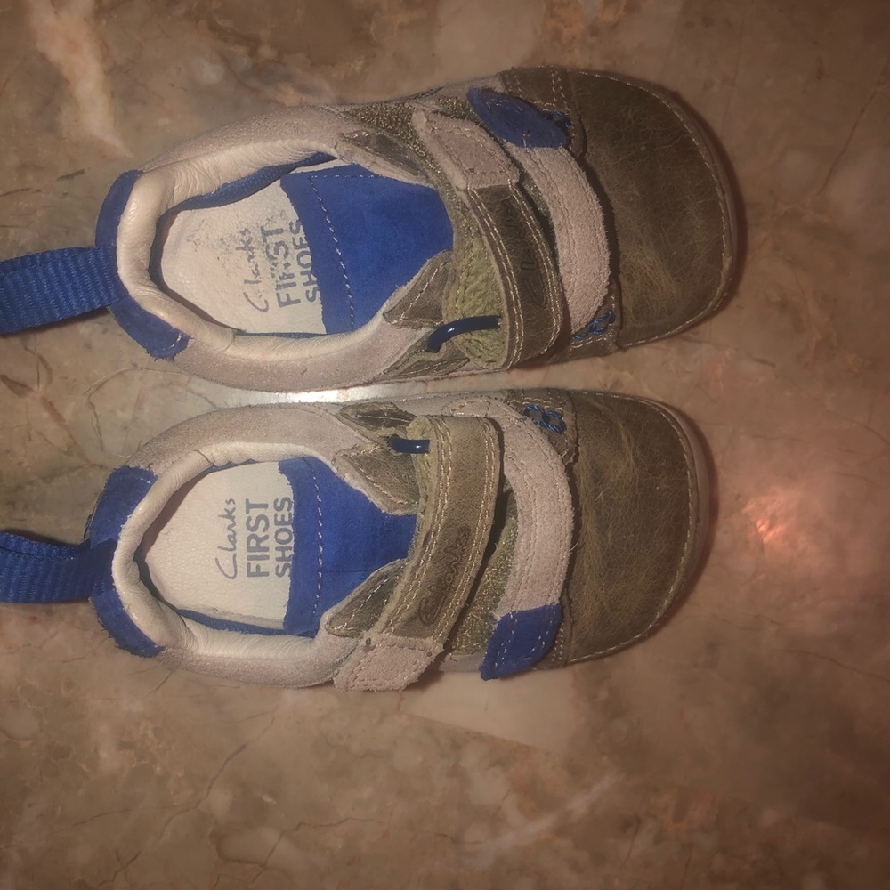 Baby leather Clark shoes